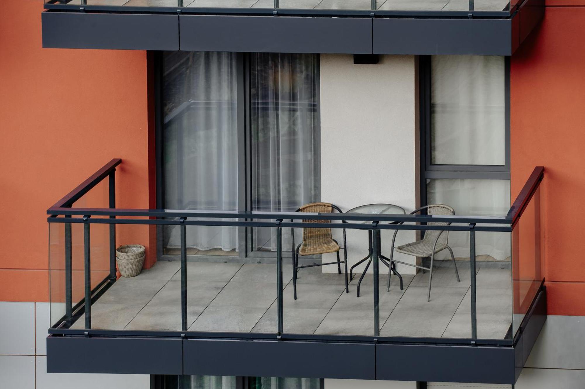 Like Home Apartments Krasków Eksteriør bilde