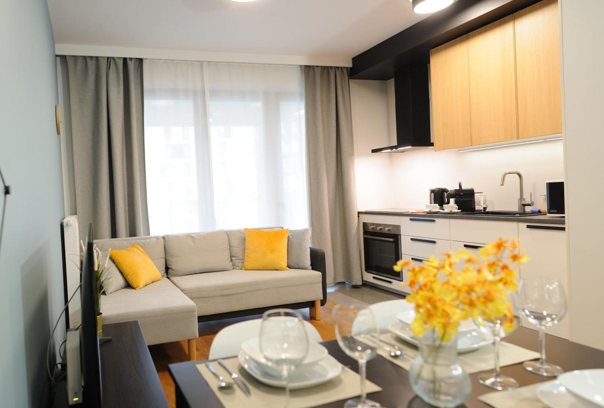 Like Home Apartments Krasków Eksteriør bilde