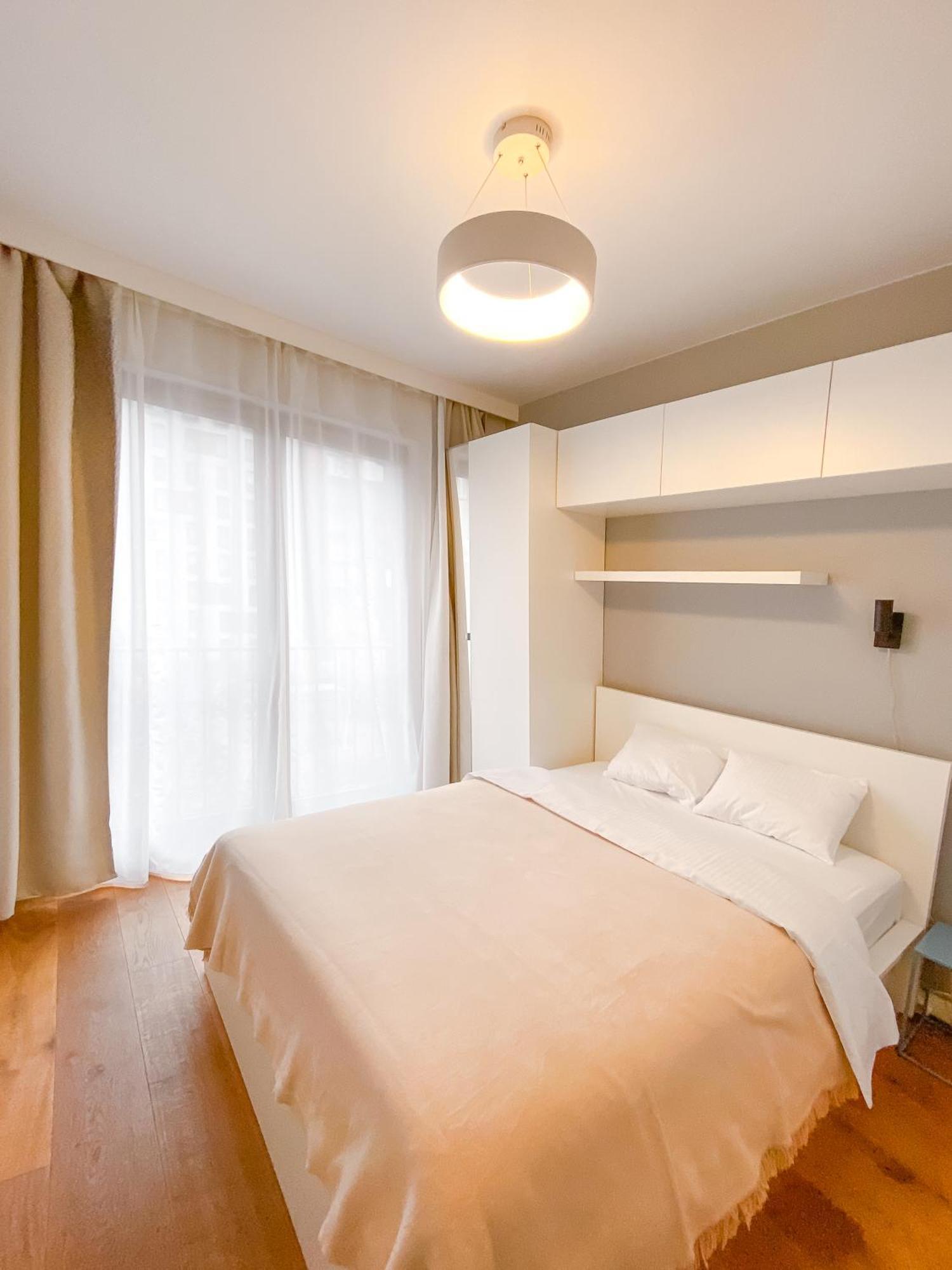 Like Home Apartments Krasków Eksteriør bilde